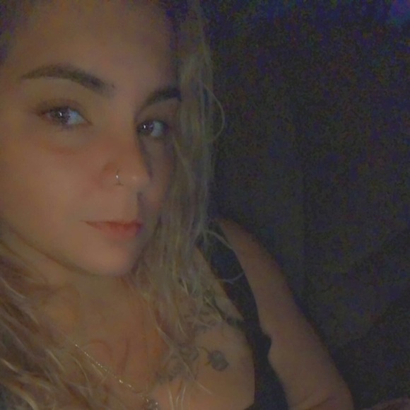 Meet your Posher, Anna - Picture 1 of 1